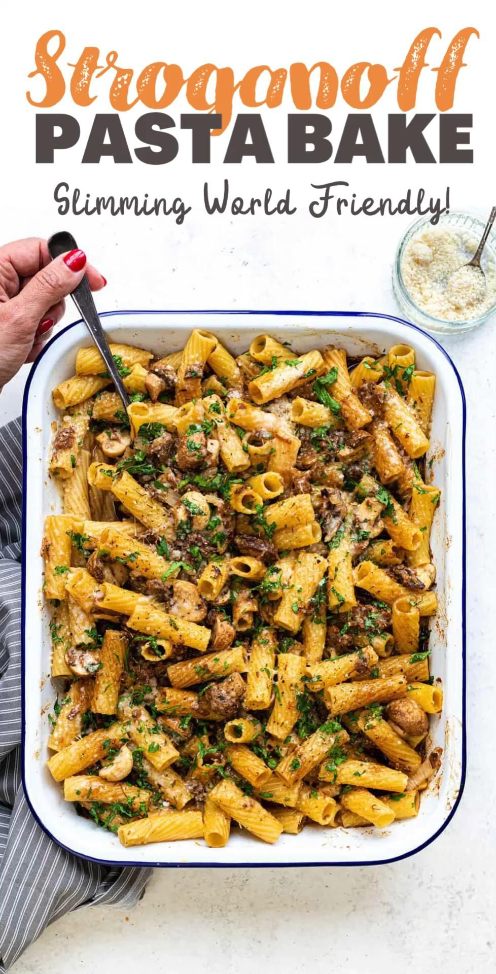 Stroganoff Pasta Bake | Slimming Friendly - Supergolden Bakes